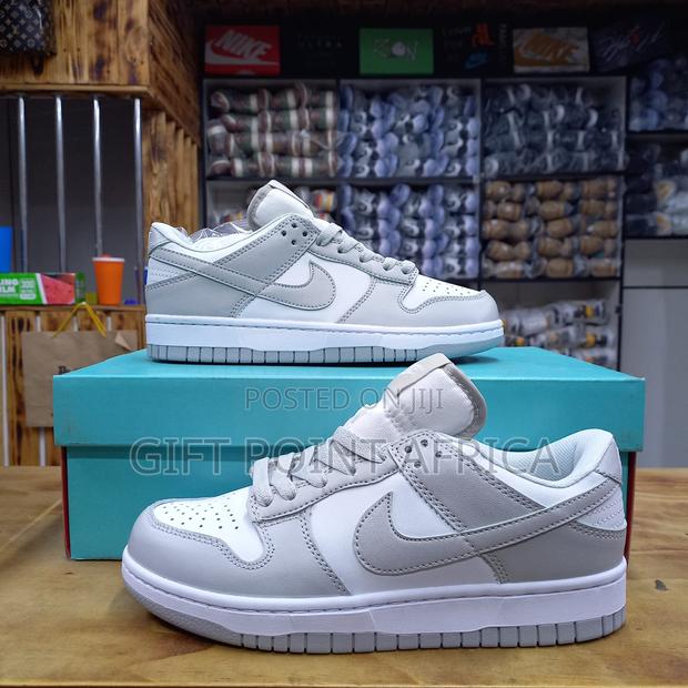 Nike SB Low Cut Grey White Sneakers - main view