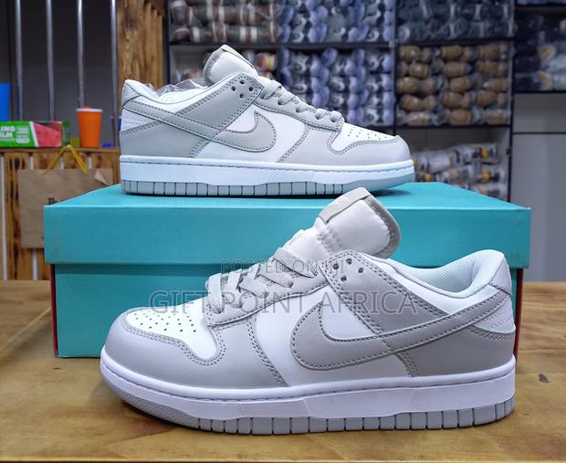 Nike SB Low Cut Grey White Sneakers - thumbnail 2