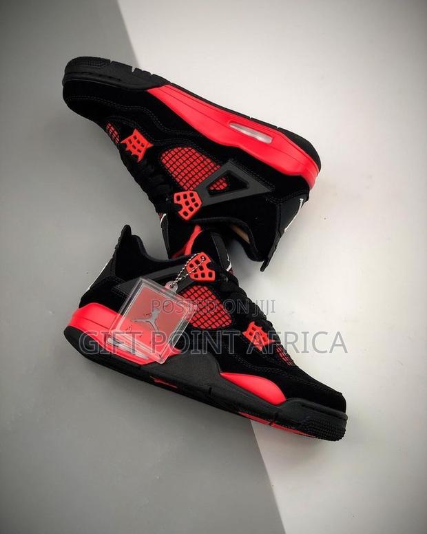 Air Jordan 4 Thunder Red Sneakers - thumbnail 2