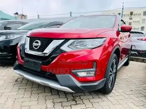 Nissan X-Trail 2.0 Petrol FWD 2017 Red