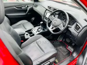 Nissan X-Trail 2.0 Petrol FWD 2017 Red