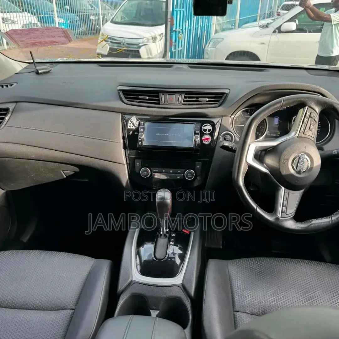 Nissan X-Trail 2.0 Petrol FWD 2018 Gray