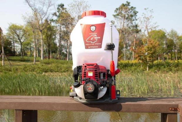 25 LTR Sprayer Gasoline - main view