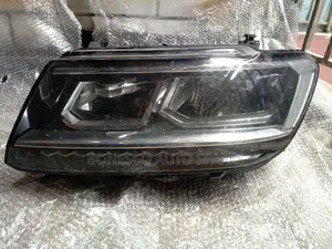 Volkswagen Tiguan (2016-2023 Model) Xenon Headlight Assembly
