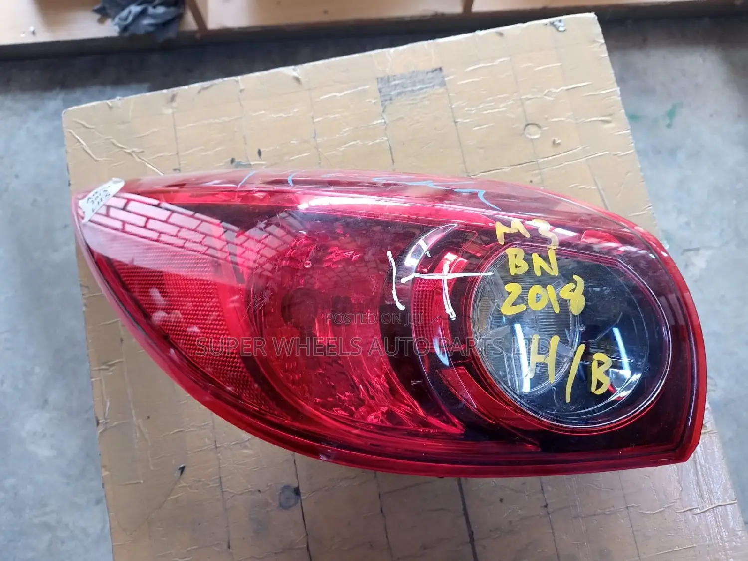 Taillight Mazda Axela 2014