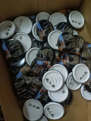 Button Badges With Pins