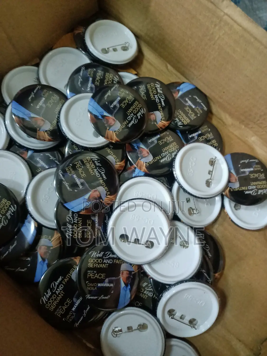 Button Badges With Pins