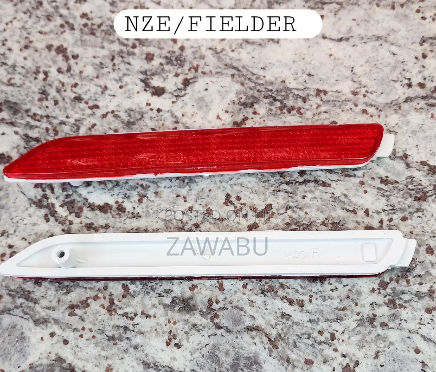 Rear Bumper Reflector Corolla Nze/Fielder 01_11
