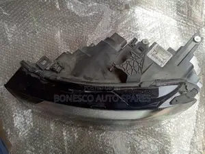 Audi A4 (B8) Left Nonxenon Headlight