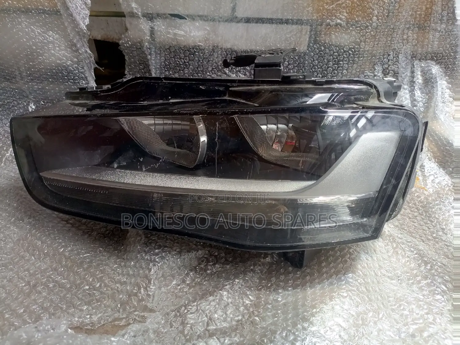 Audi A4 (B8) Left Nonxenon Headlight