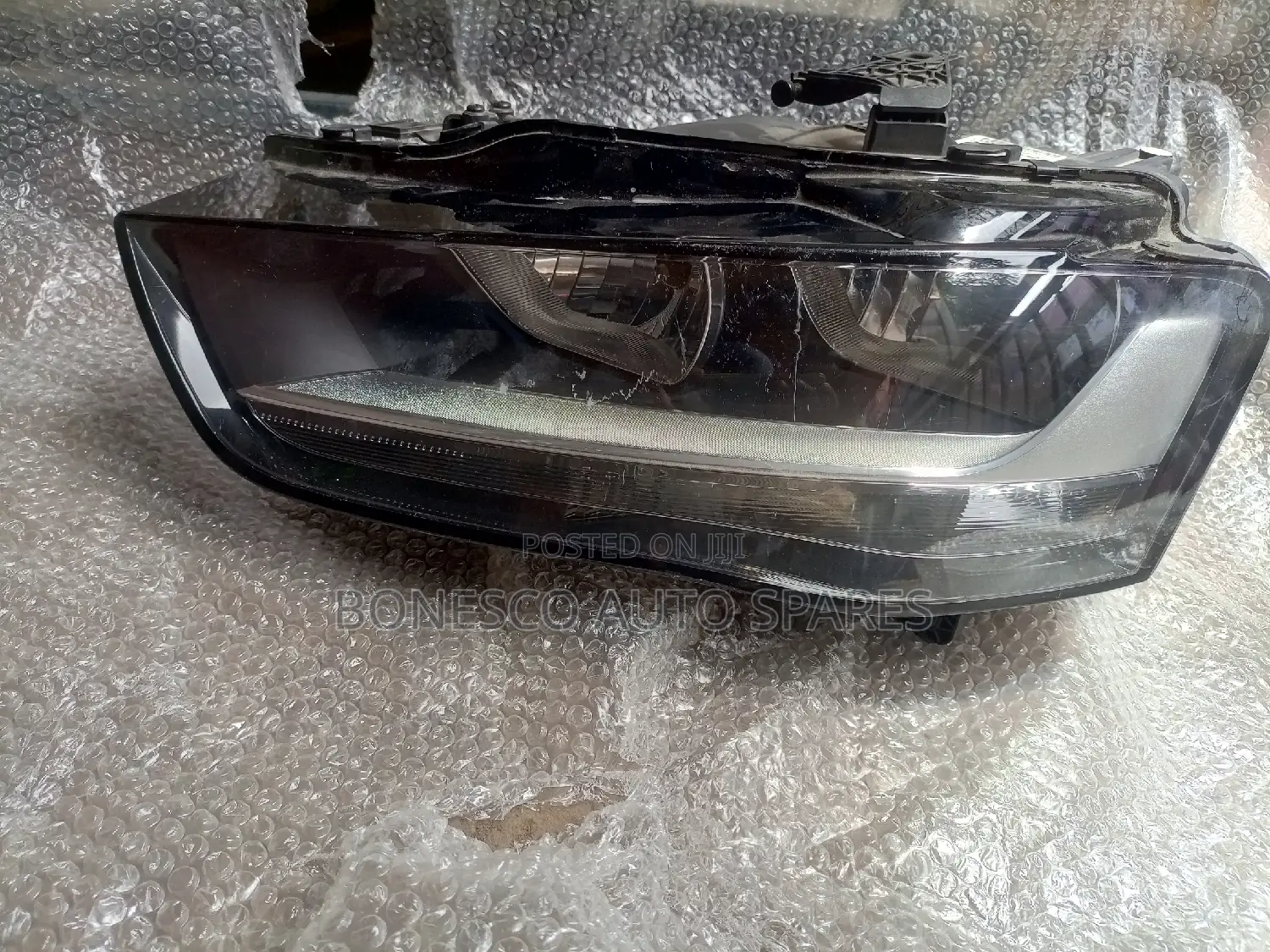 Audi A4 (B8) Left Nonxenon Headlight