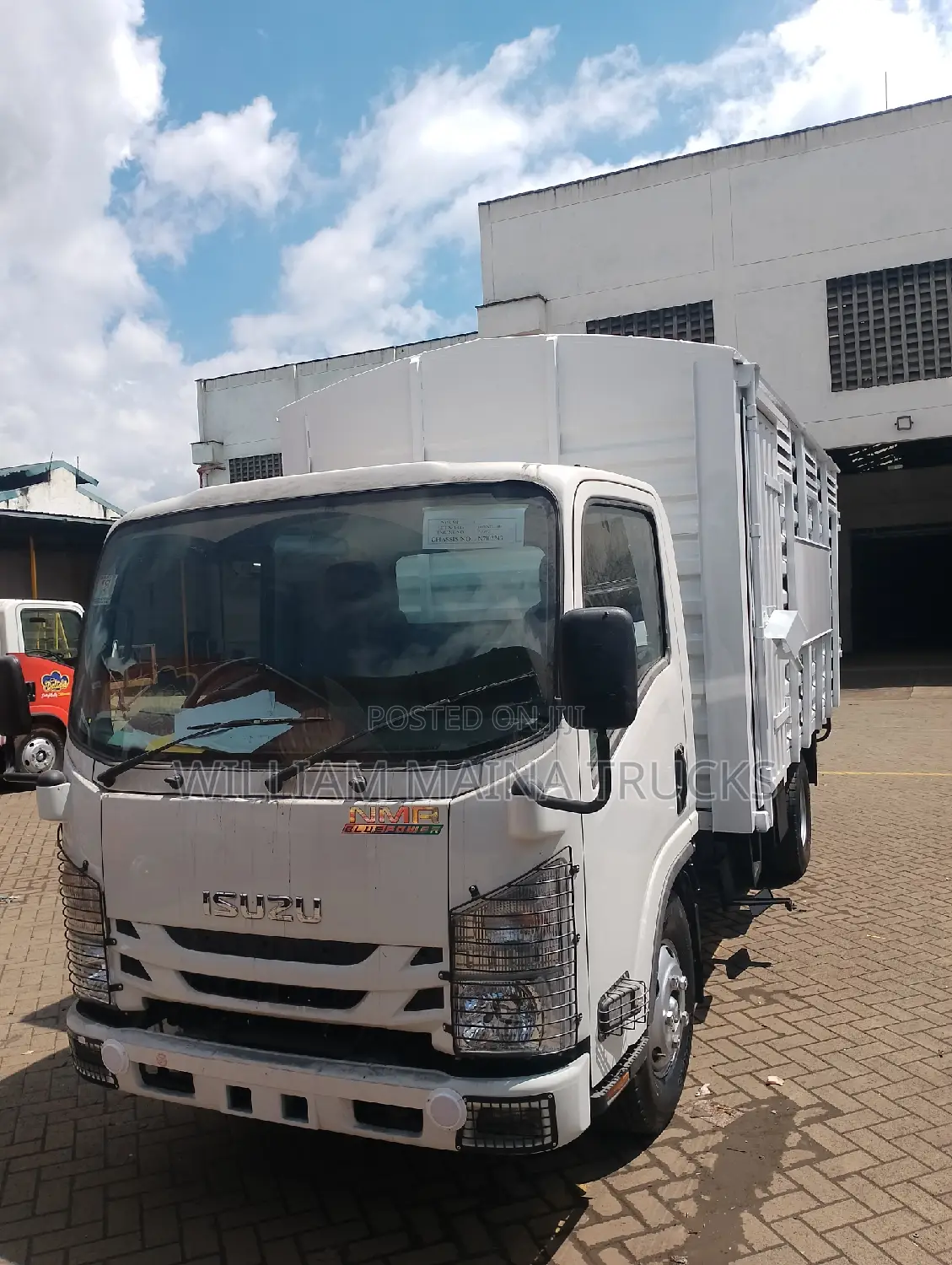 Isuzu 2024 White
