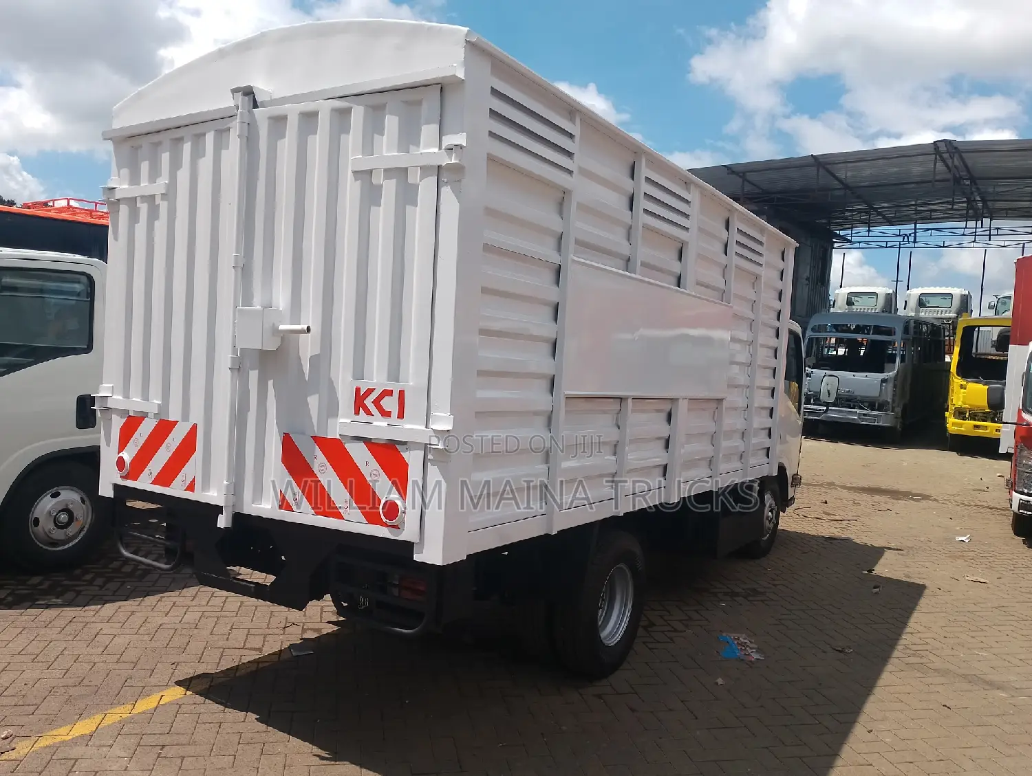 Isuzu 2024 White