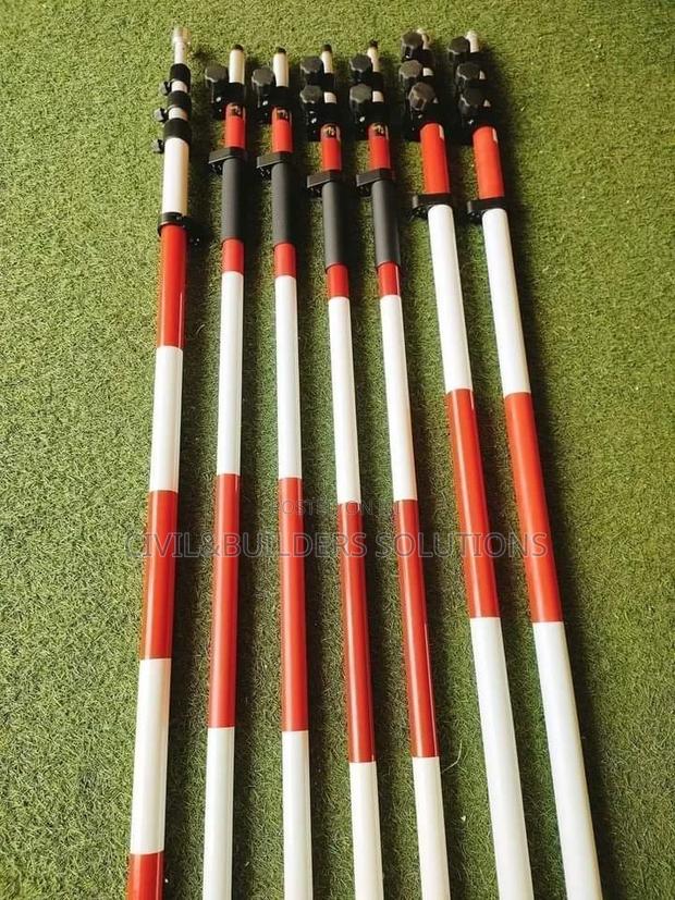 Multipple Prism Pole - main view