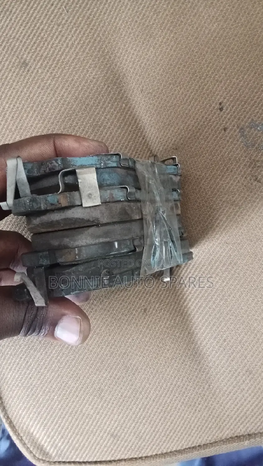 Subaru Forester Front Brake Pads Sg5