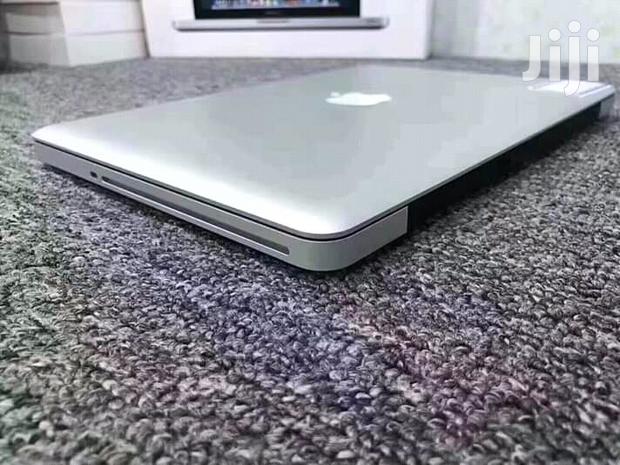 Laptop Apple MacBook Pro 4GB Intel Core i5 HDD 500GB - thumbnail 3
