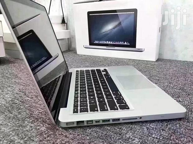 Laptop Apple MacBook Pro 4GB Intel Core I5 HDD 500GB - main view