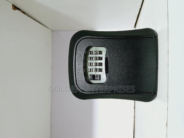 Airbnb/Guestroom Full Metallic Key Lock Safe Box
