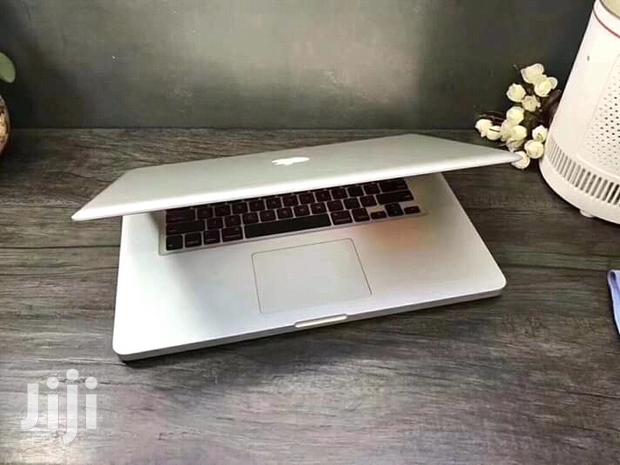 Laptop Apple MacBook Pro 4GB Intel Core i5 HDD 500GB - thumbnail 3