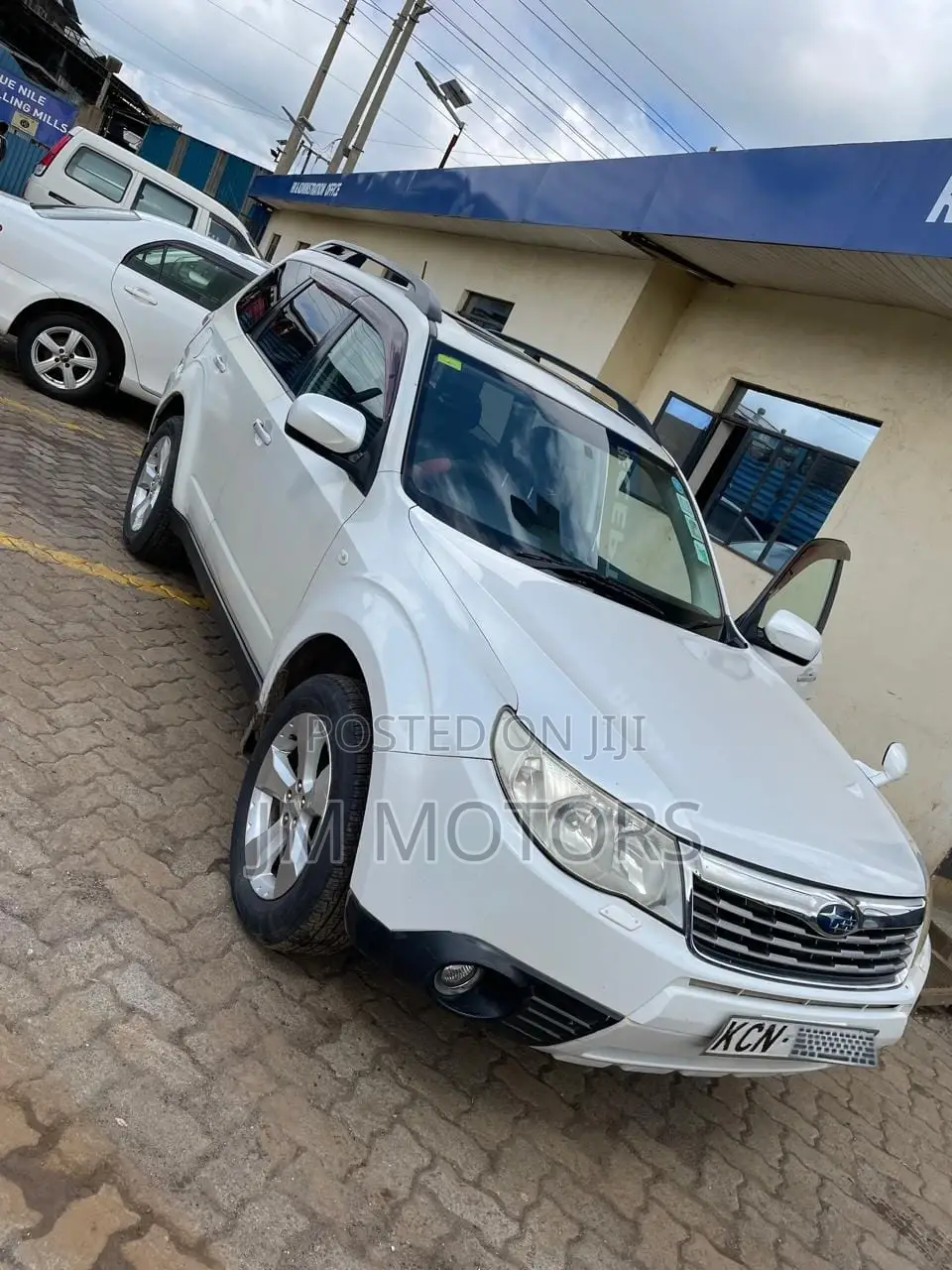 Subaru Forester 2010 White