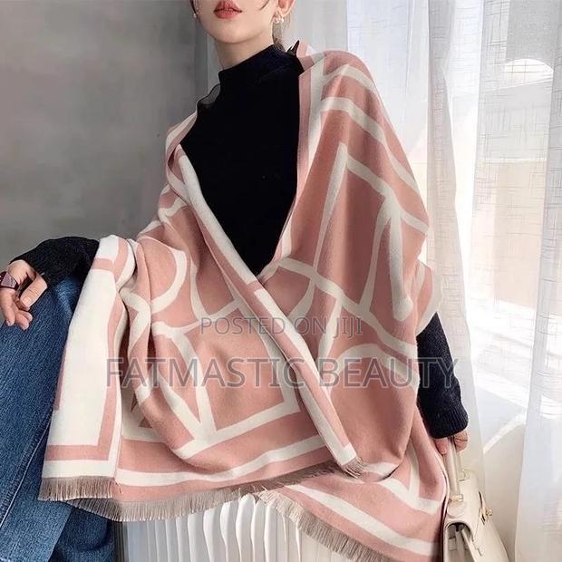 Quality Shawl for Women - thumbnail 2