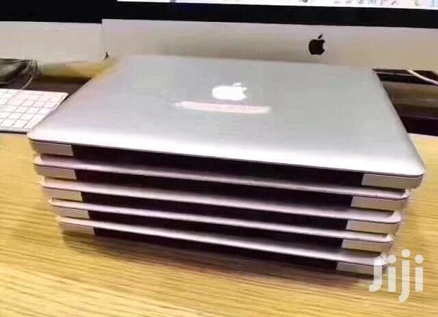 Laptop Apple MacBook Pro 4GB Intel Core i5 HDD 500GB - thumbnail 3