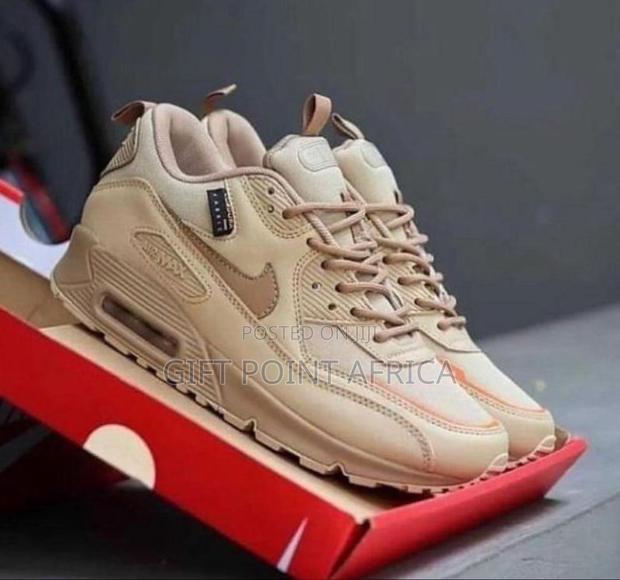 Nike Air Max 90 Unisex Sneakers - main view