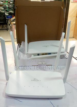 4G LTE Wireless Router, Universal With SIM Card Enabled - thumbnail 2