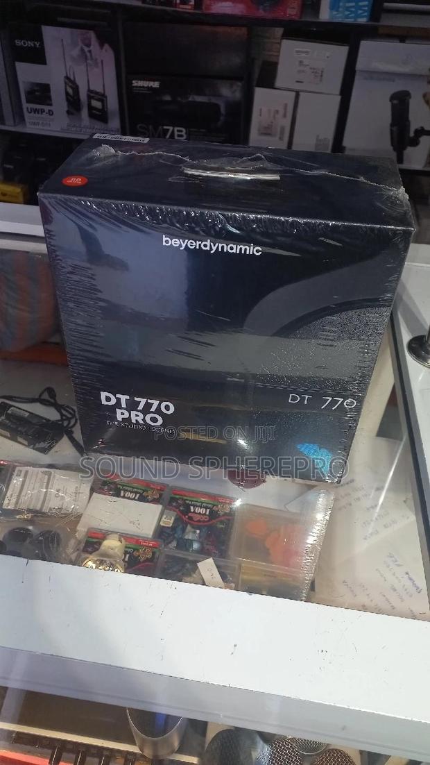 Beyerdynamic DT770 Pro Headphones