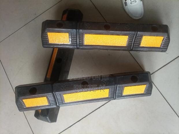 Rubber Parking Car Stopper
