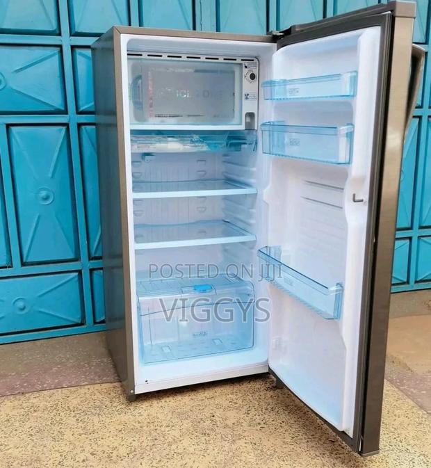Classic Von 138 Litre Fridge - main view