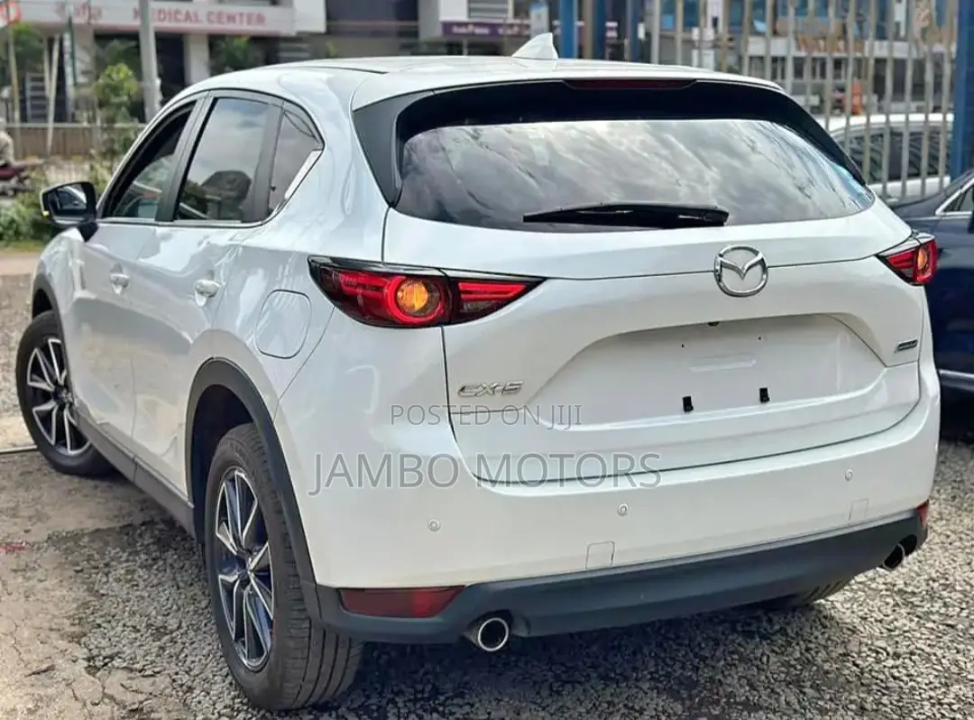 Mazda CX-5 Grand Touring FWD 2017 White