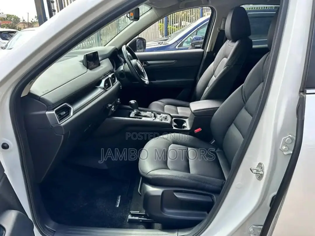 Mazda CX-5 Grand Touring FWD 2017 White