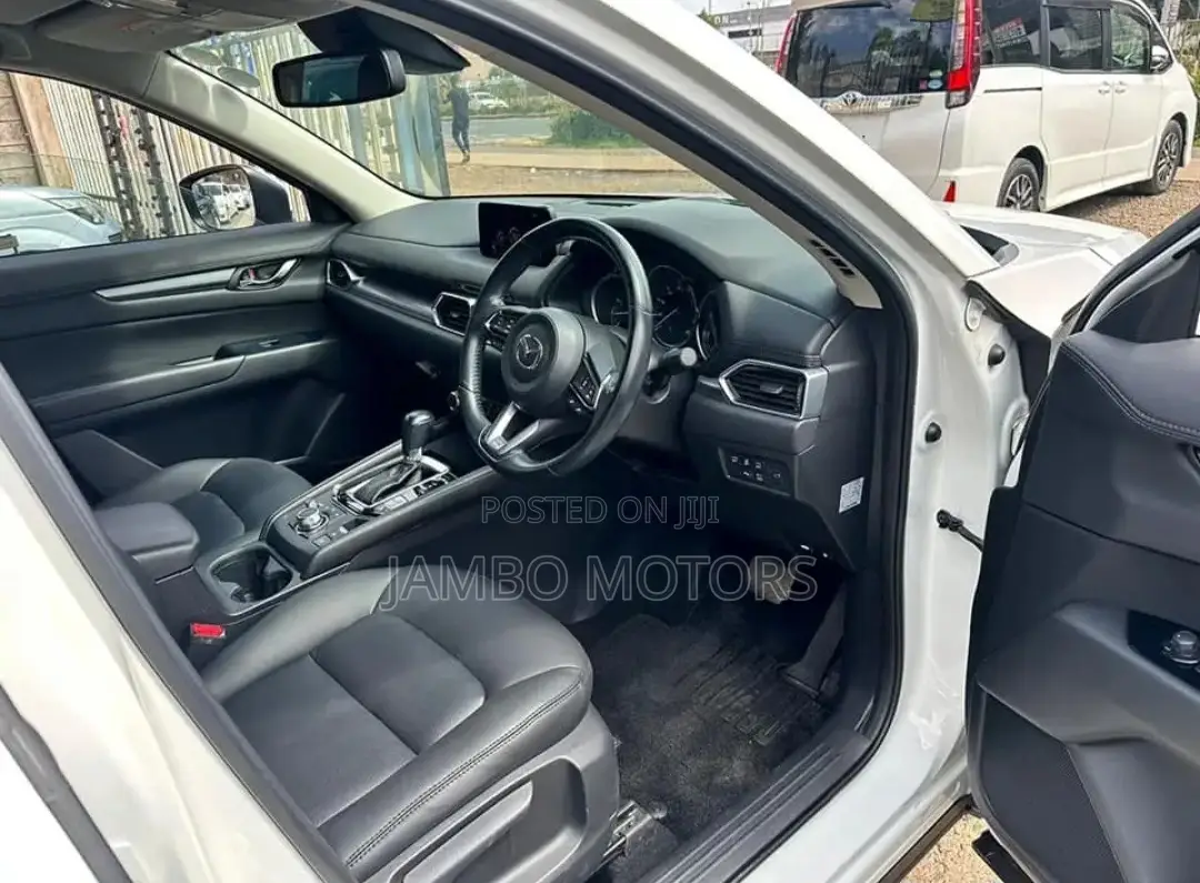 Mazda CX-5 Grand Touring FWD 2017 White