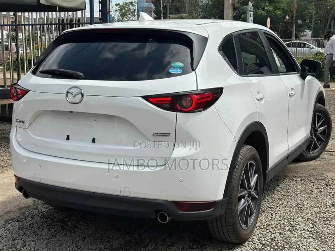 Mazda CX-5 Grand Touring FWD 2017 White