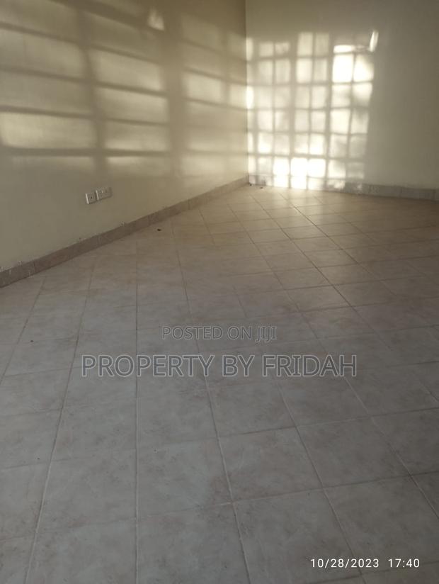 5bdrm Mansion in Athi River for rent - thumbnail 7