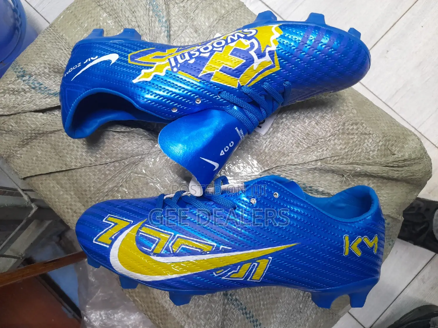 Kids Soccer/Football Boots Size 36-41