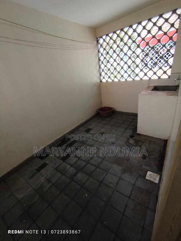 Modern 2 Bedroom Apartment in Nairobi West for Rent - thumbnail 9