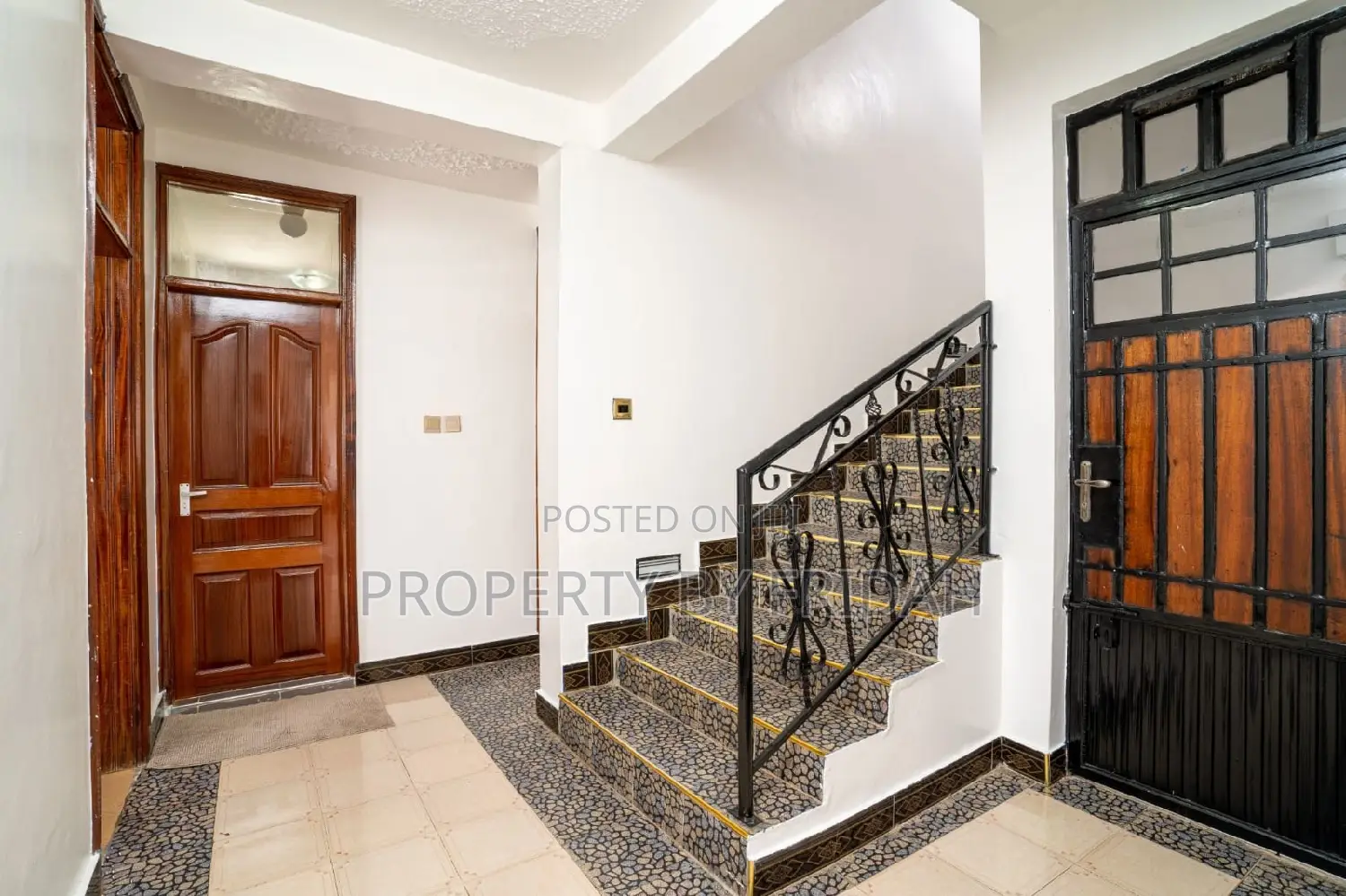 4bdrm Mansion in Athi River for sale