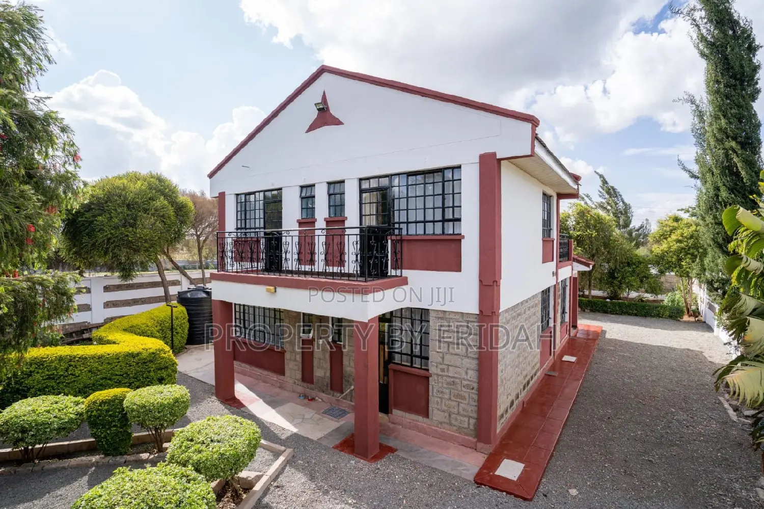 4bdrm Mansion in Athi River for sale