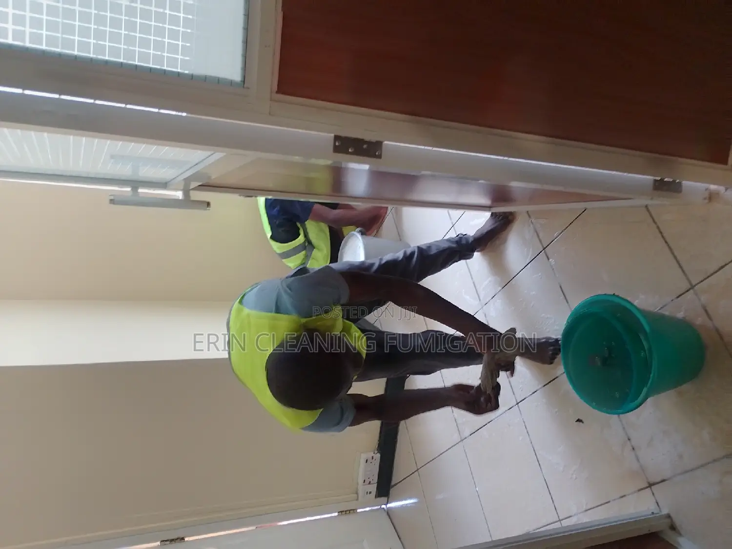 Office Floor Deep Cleaning and Stain Removing