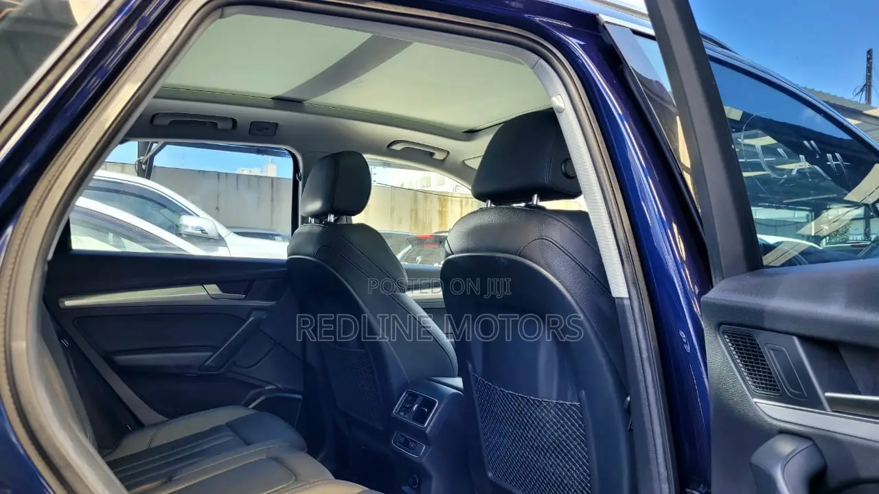 Audi Q5 2.0T Premium AWD quattro 2018 Blue