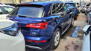 Audi Q5 2.0T Premium AWD quattro 2018 Blue