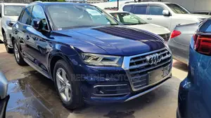 Audi Q5 2.0T Premium AWD quattro 2018 Blue