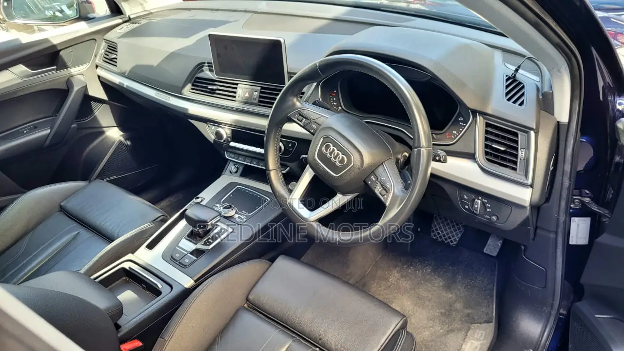 Audi Q5 2.0T Premium AWD quattro 2018 Blue