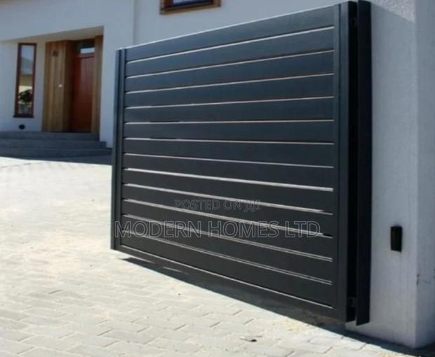 Transforming Spaces With Cutting-Edge Gates - thumbnail 2
