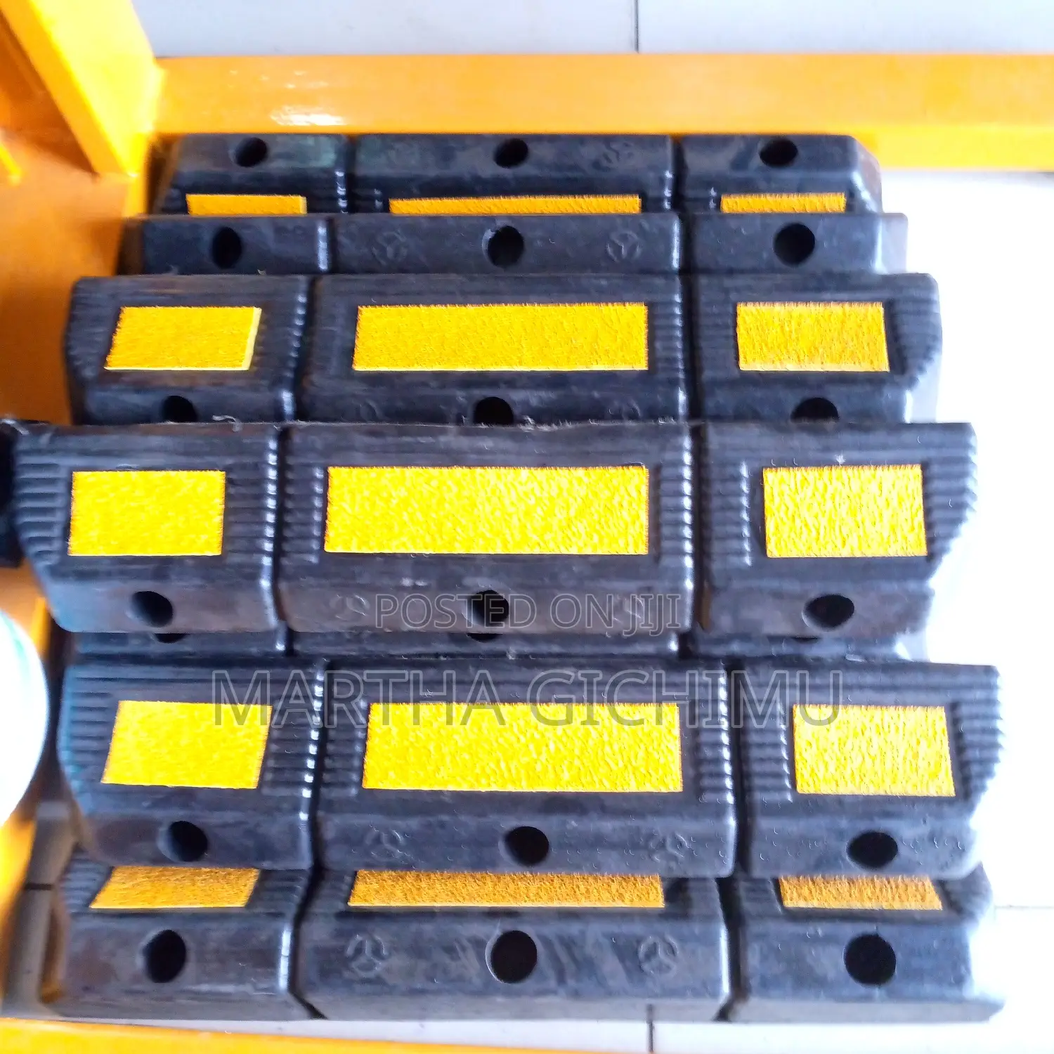 Rubber Car Wheel Stopper/Wheel Stopper