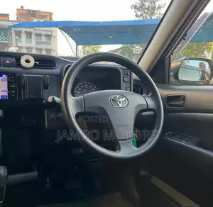 Toyota Succeed 2017 Silver