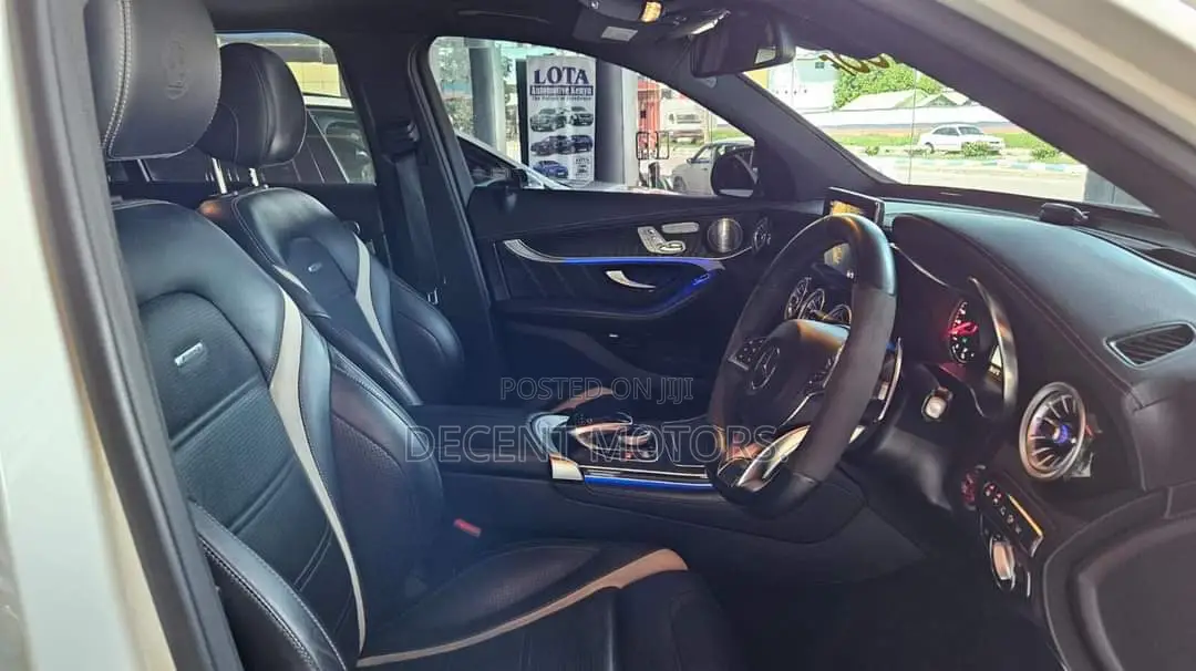 Mercedes-Benz GLC-Class 2018 White