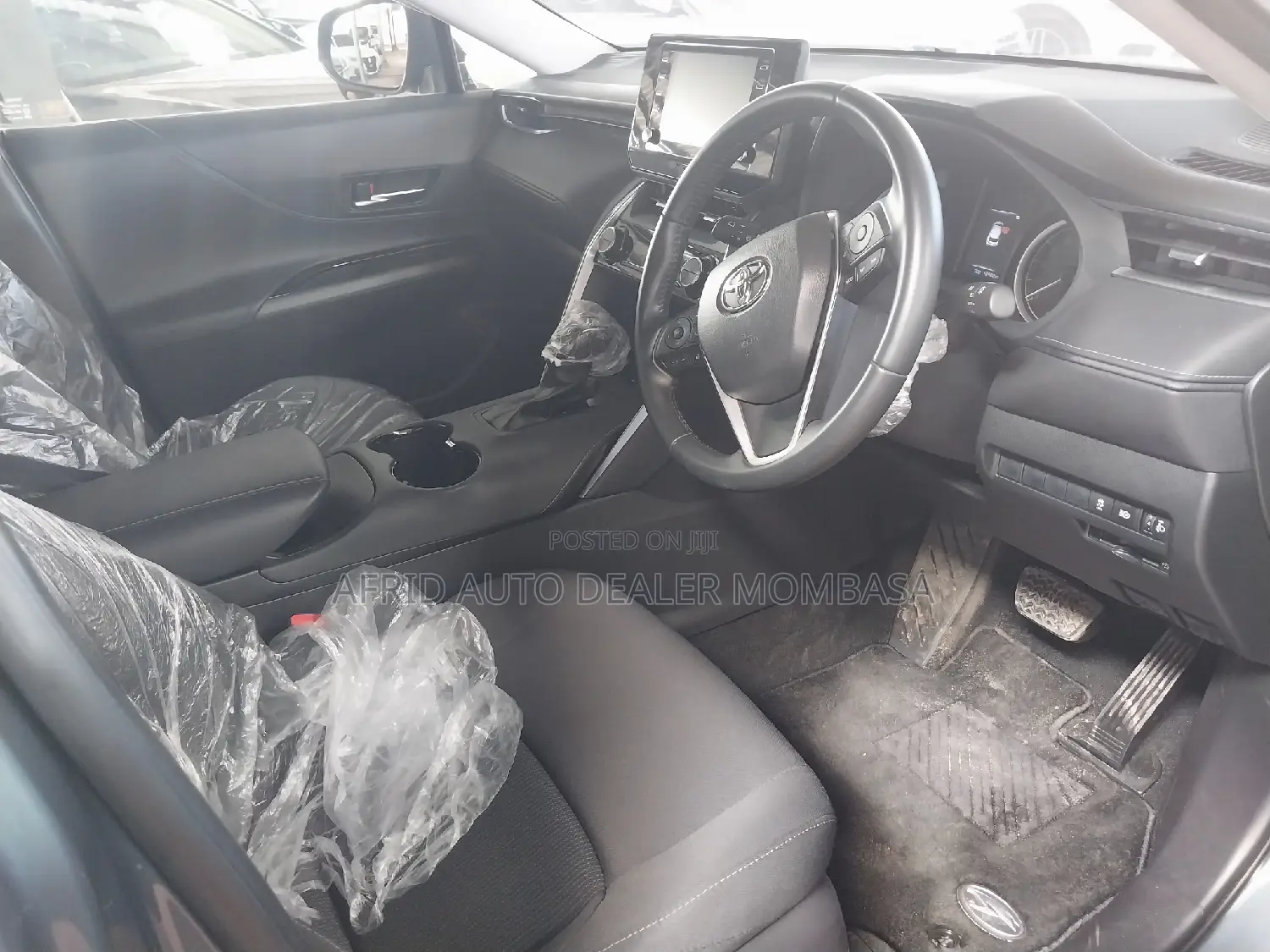 Toyota Harrier 2.0 2020 Gray